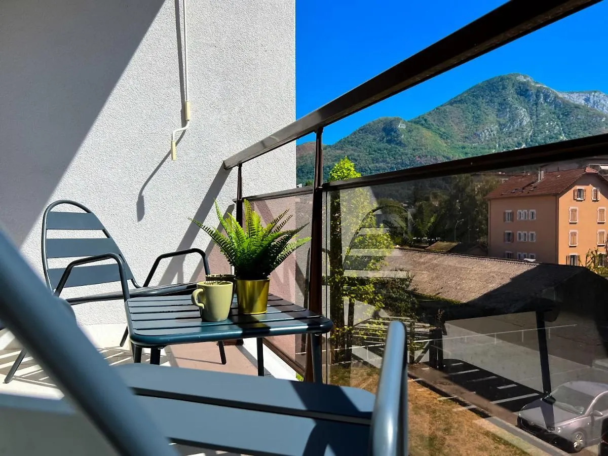 Volcania 2 Chambres 500 M Lac Parking Annecy Apartment